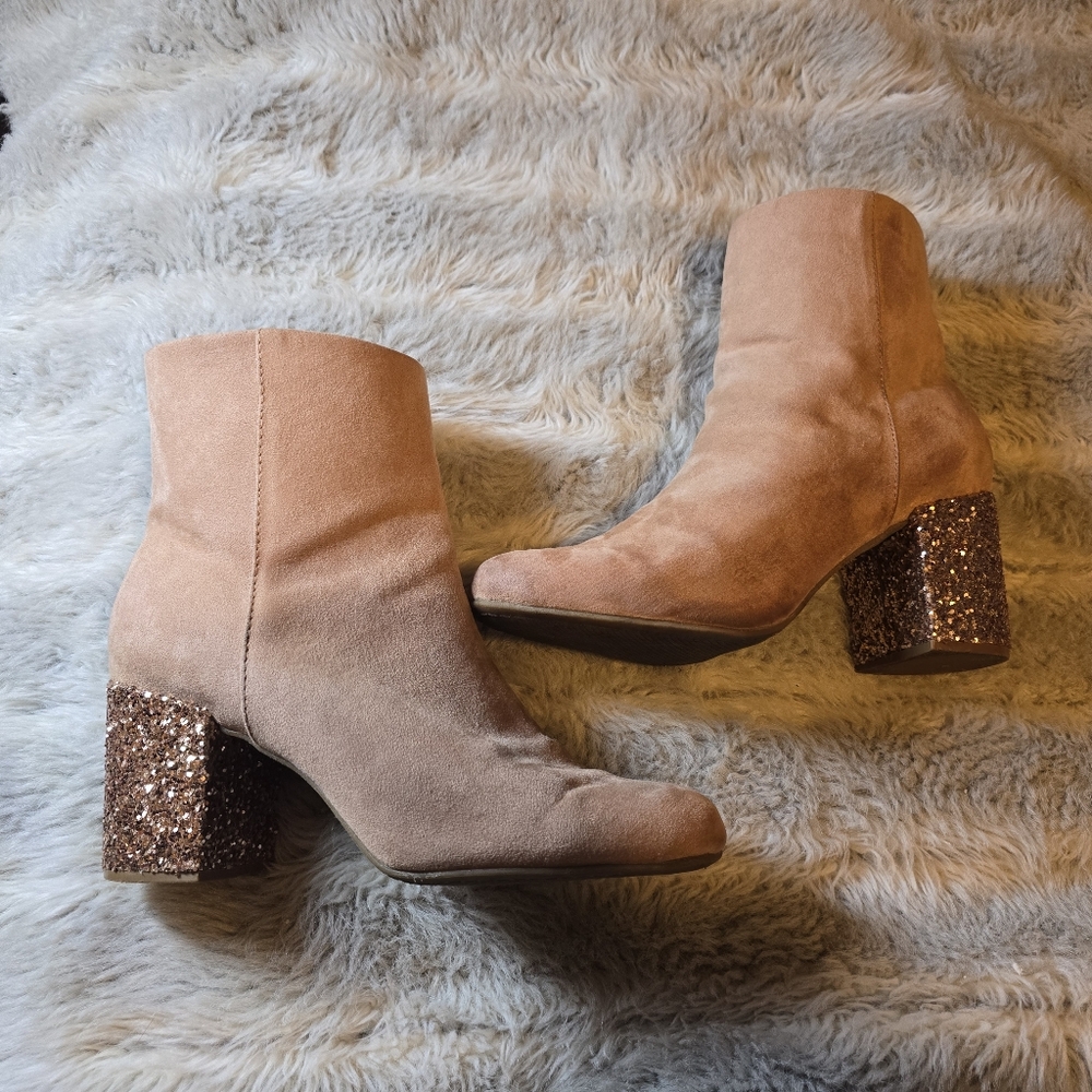 Elegant Rose Gold Ankle Boots with Glitter Heel